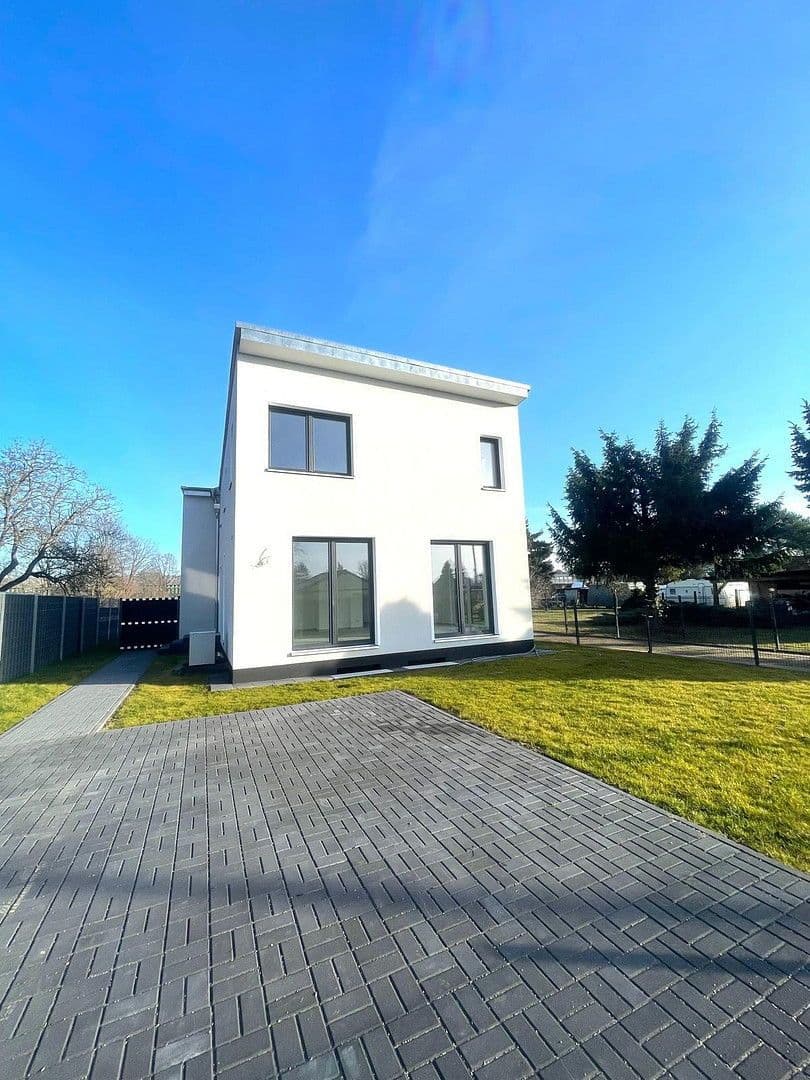 house for sale, 157 m², Jacob- Burckhardt- Straße 6, Blankenfelde-Mahlow, Brandenburg house for sale, 157 m², Jacob- Burckhardt- Straße 6, Blankenfelde-Mahlow, Brandenburg