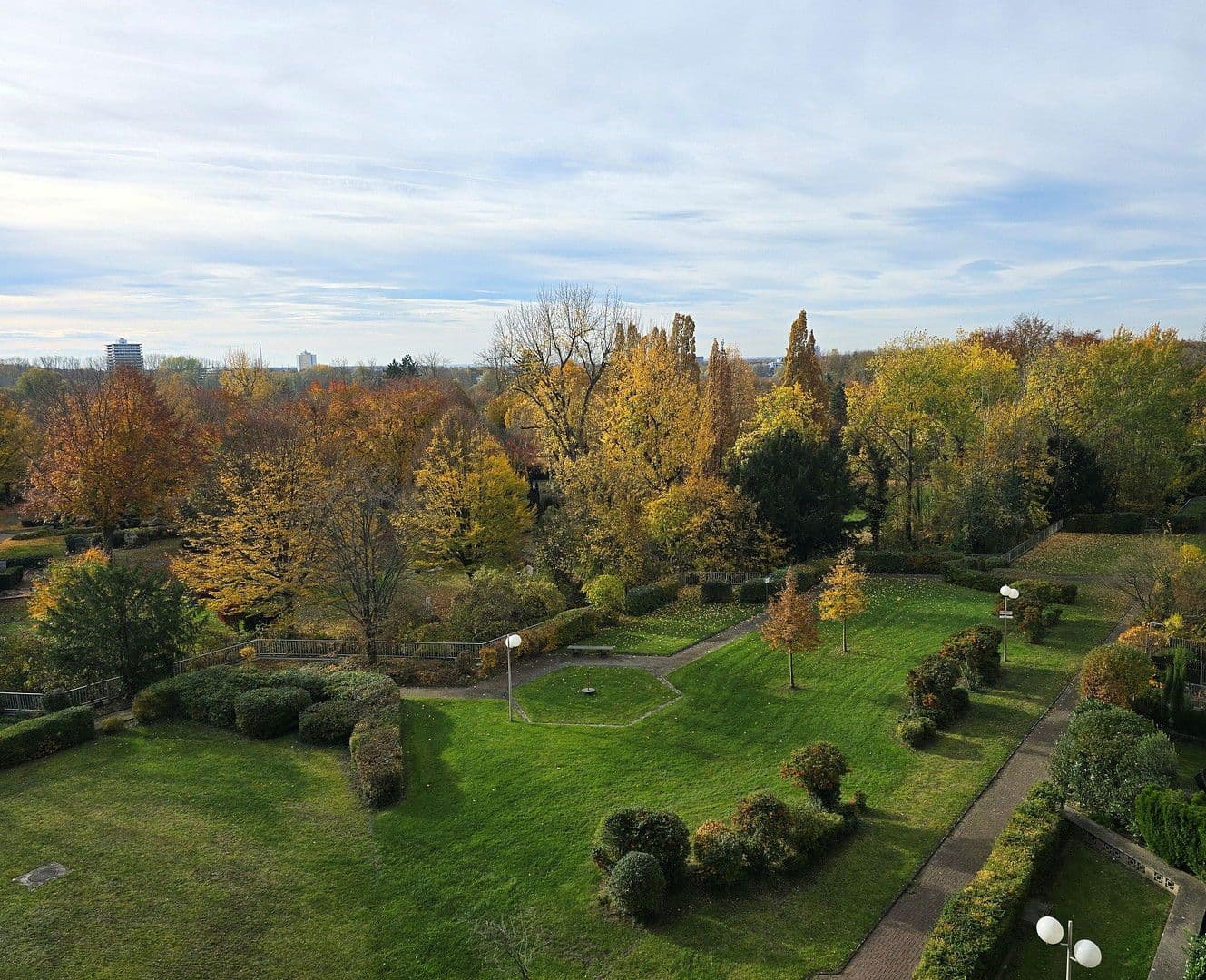 3 bedroom flat to rent, 97 m², Ziegeleiweg 20, Köln, North Rhine-Westphalia 3 bedroom flat to rent, 97 m², Ziegeleiweg 20, Köln, North Rhine-Westphalia