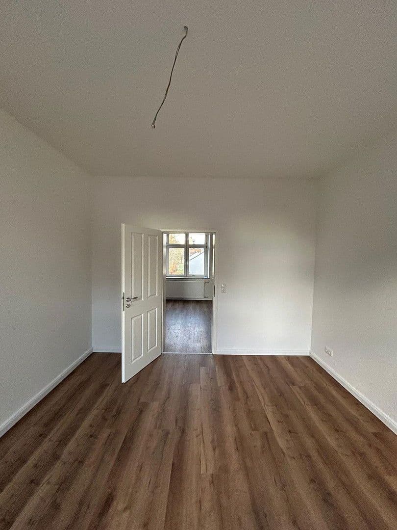1 bedroom with open-plan kitchen flat to rent, 57 m², Wilhelmstraße 37, Leverkusen, North Rhine-Westphalia 1 bedroom with open-plan kitchen flat to rent, 57 m², Wilhelmstraße 37, Leverkusen, North Rhine-Westphalia