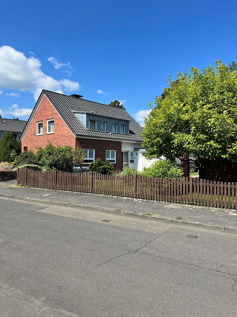 house for sale, 140 m², Bonn, North Rhine-Westphalia house for sale, 140 m², Bonn, North Rhine-Westphalia