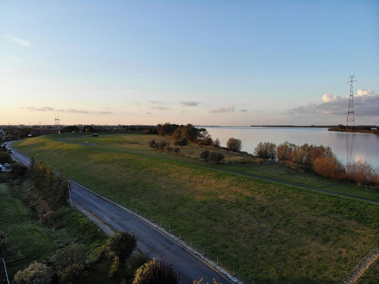 house for sale, 244 m², Sandhörn 15, Grünendeich, Lower Saxony house for sale, 244 m², Sandhörn 15, Grünendeich, Lower Saxony