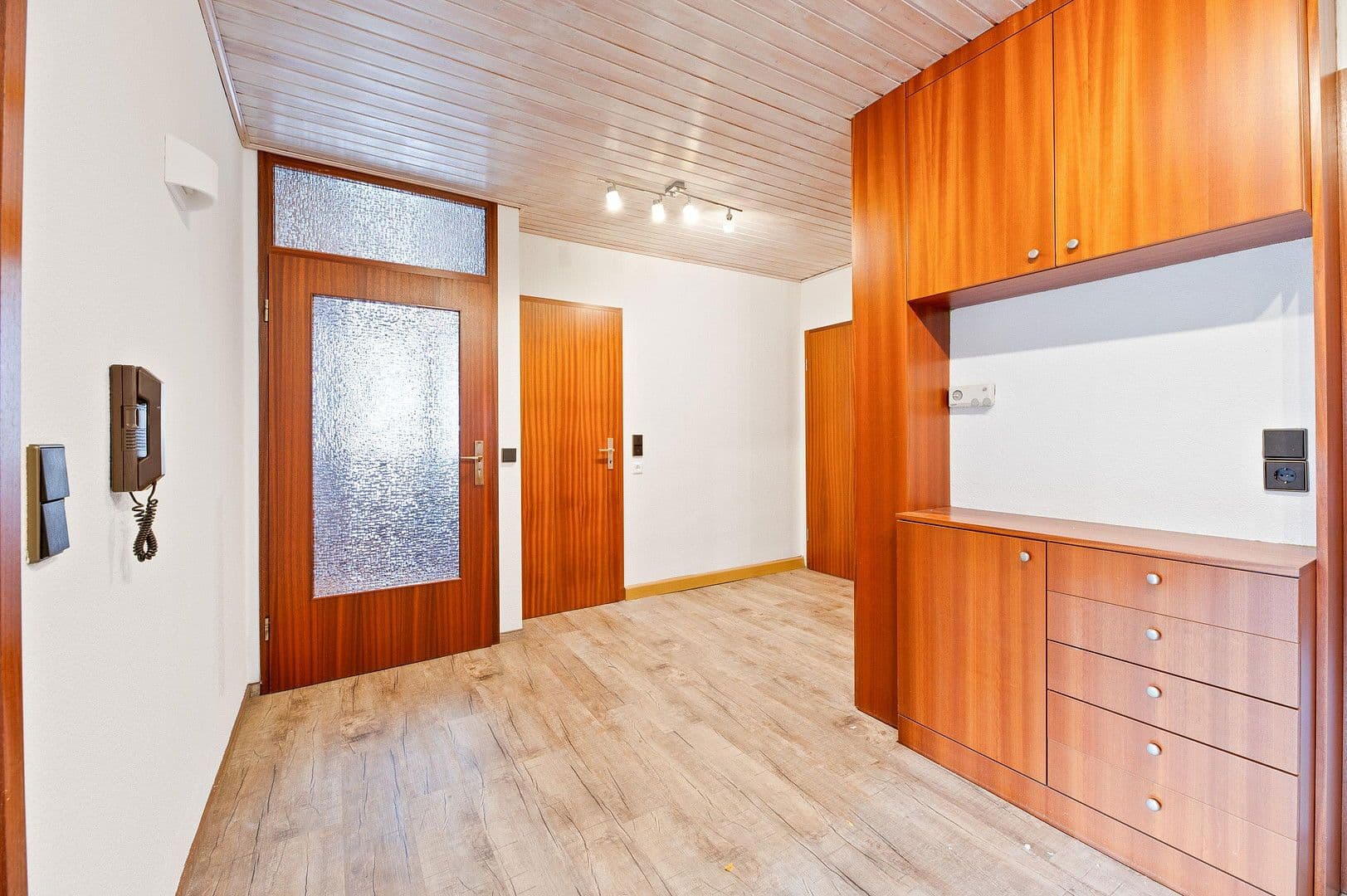 4 bedroom flat for sale, 96 m², Esslingen am Neckar, Baden-Württemberg 4 bedroom flat for sale, 96 m², Esslingen am Neckar, Baden-Württemberg