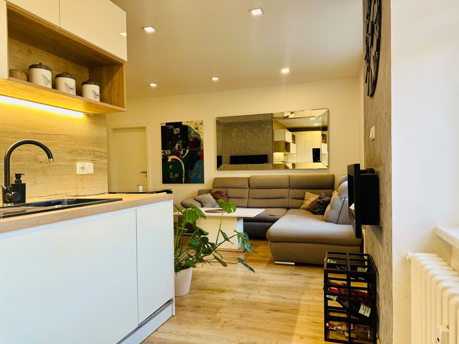 2 bedroom with open-plan kitchen flat for sale, 63 m², Mitušova, Ostrava, Moravskoslezský Region 2 bedroom with open-plan kitchen flat for sale, 63 m², Mitušova, Ostrava, Moravskoslezský Region