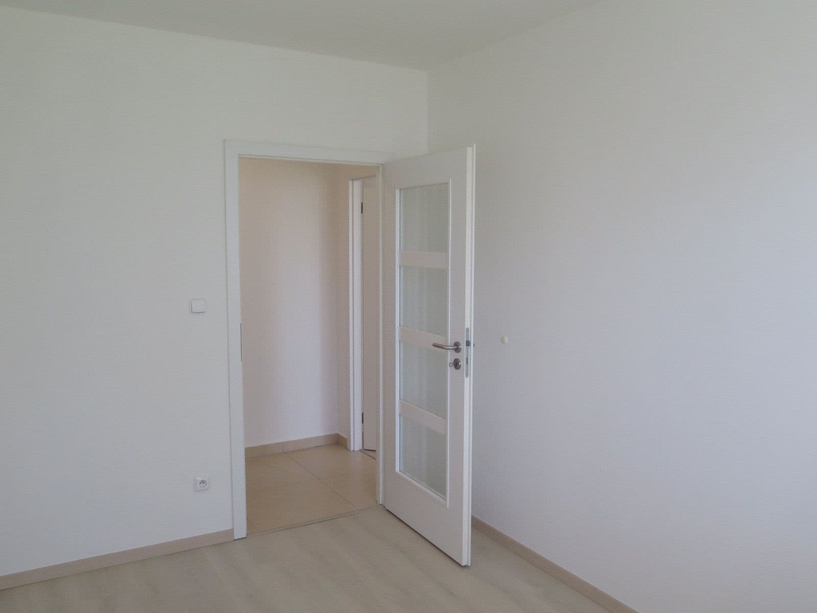 1 bedroom with open-plan kitchen flat to rent, 41 m², U Valu, Prague, Prague 1 bedroom with open-plan kitchen flat to rent, 41 m², U Valu, Prague, Prague