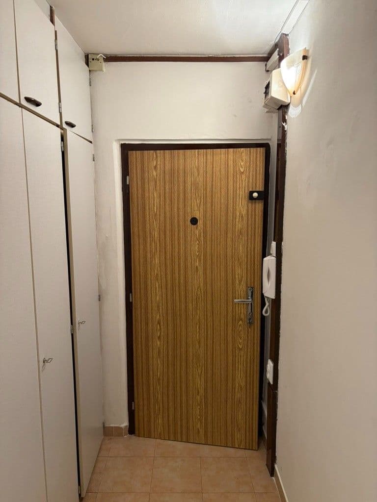 2 bedroom with open-plan kitchen flat for sale, 81 m², Ohradní, Prague, Prague 2 bedroom with open-plan kitchen flat for sale, 81 m², Ohradní, Prague, Prague