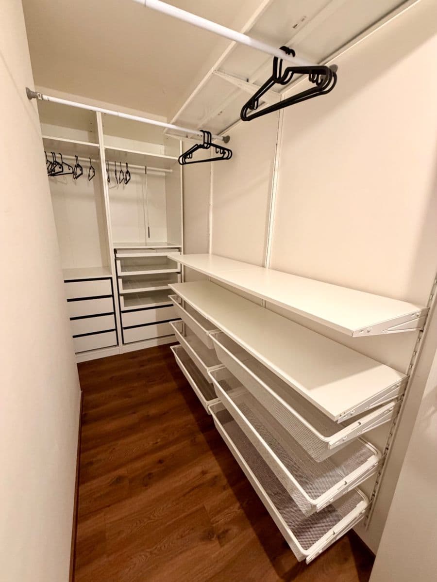 1 bedroom with open-plan kitchen flat to rent, 62 m², Vojenova, Prague, Prague 1 bedroom with open-plan kitchen flat to rent, 62 m², Vojenova, Prague, Prague