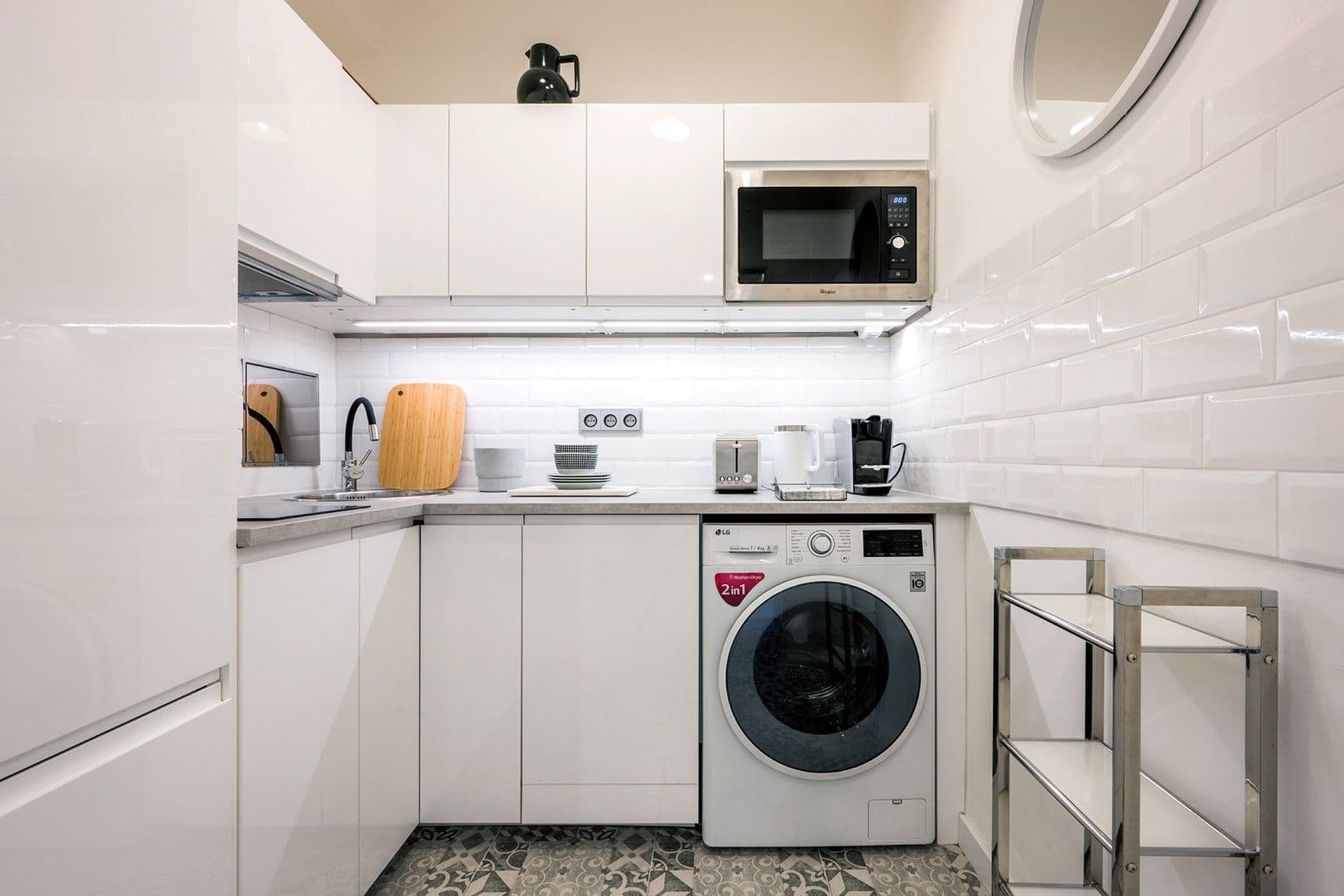 1 bedroom with open-plan kitchen flat to rent, 52 m², Lodecká, Prague, Prague 1 bedroom with open-plan kitchen flat to rent, 52 m², Lodecká, Prague, Prague