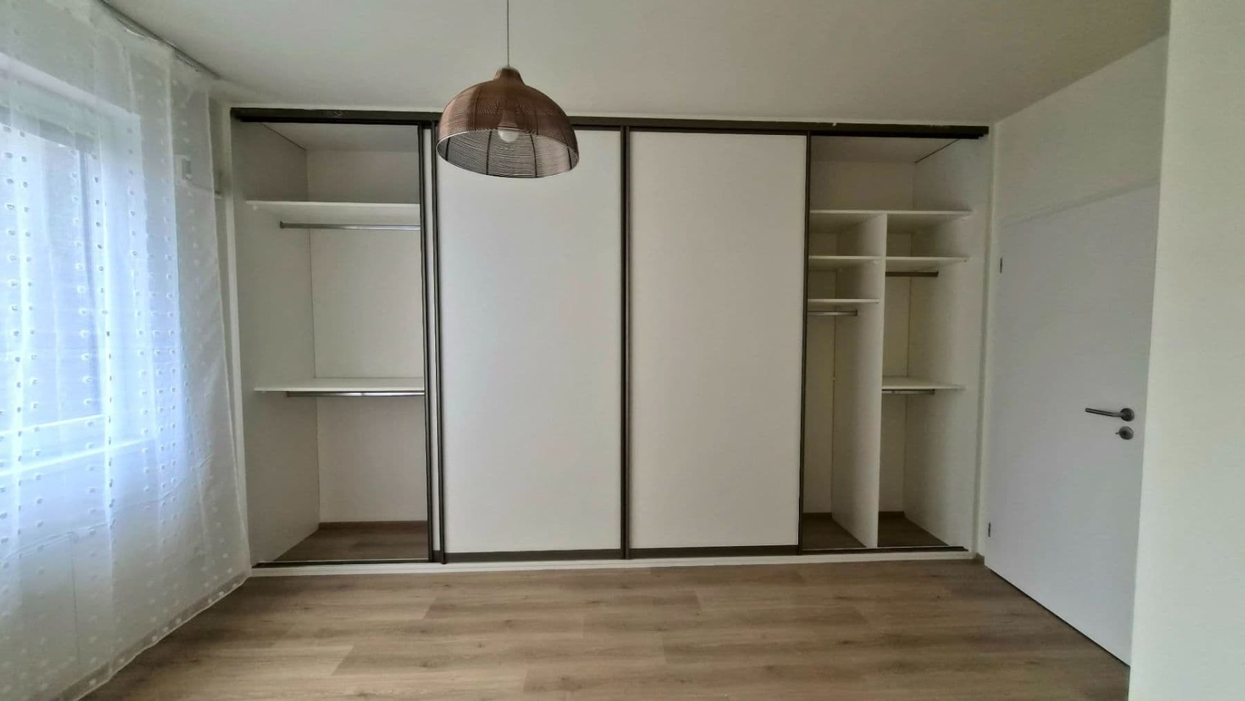 1 bedroom with open-plan kitchen flat to rent, 65 m², Zlochova, Prague, Prague 1 bedroom with open-plan kitchen flat to rent, 65 m², Zlochova, Prague, Prague