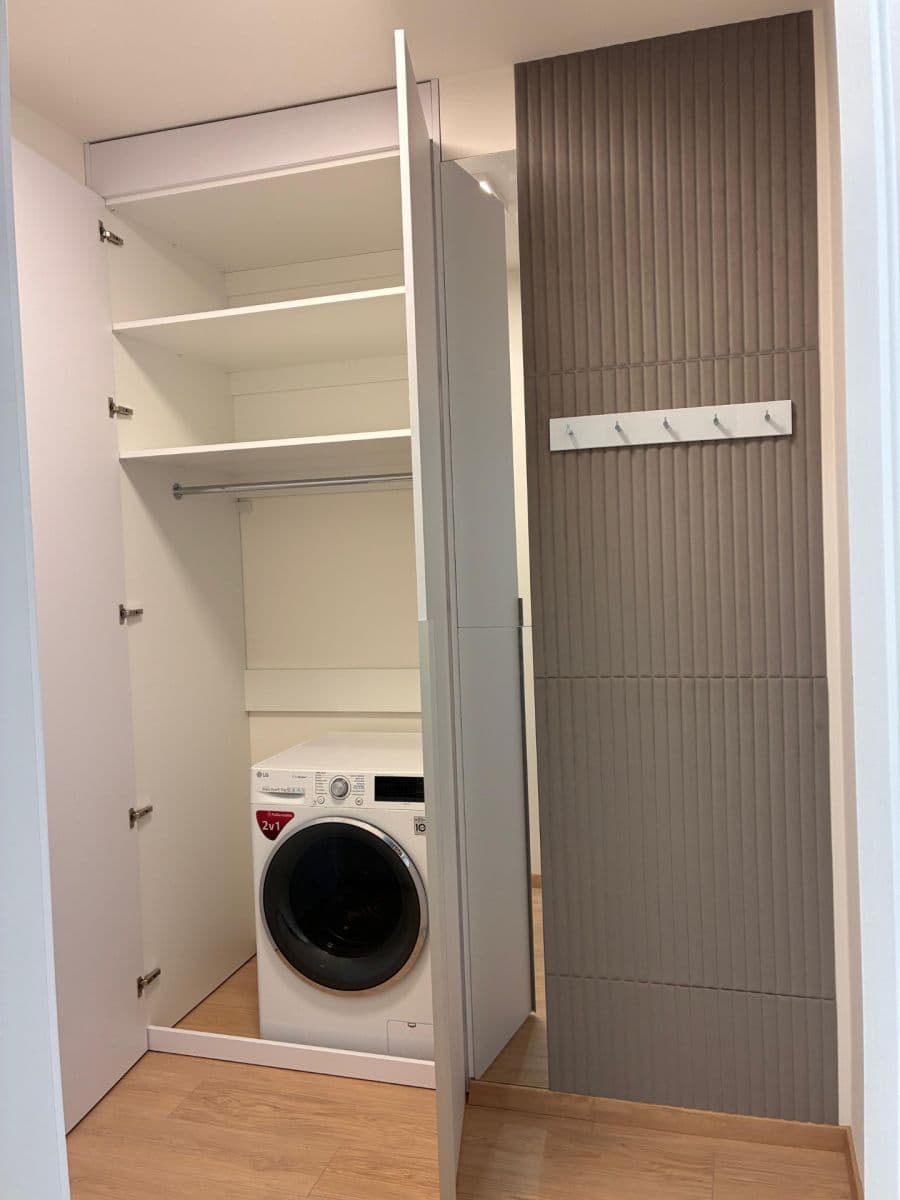 1 bedroom with open-plan kitchen flat to rent, 49 m², Cihlářská, Hostivice, Středočeský Region 1 bedroom with open-plan kitchen flat to rent, 49 m², Cihlářská, Hostivice, Středočeský Region