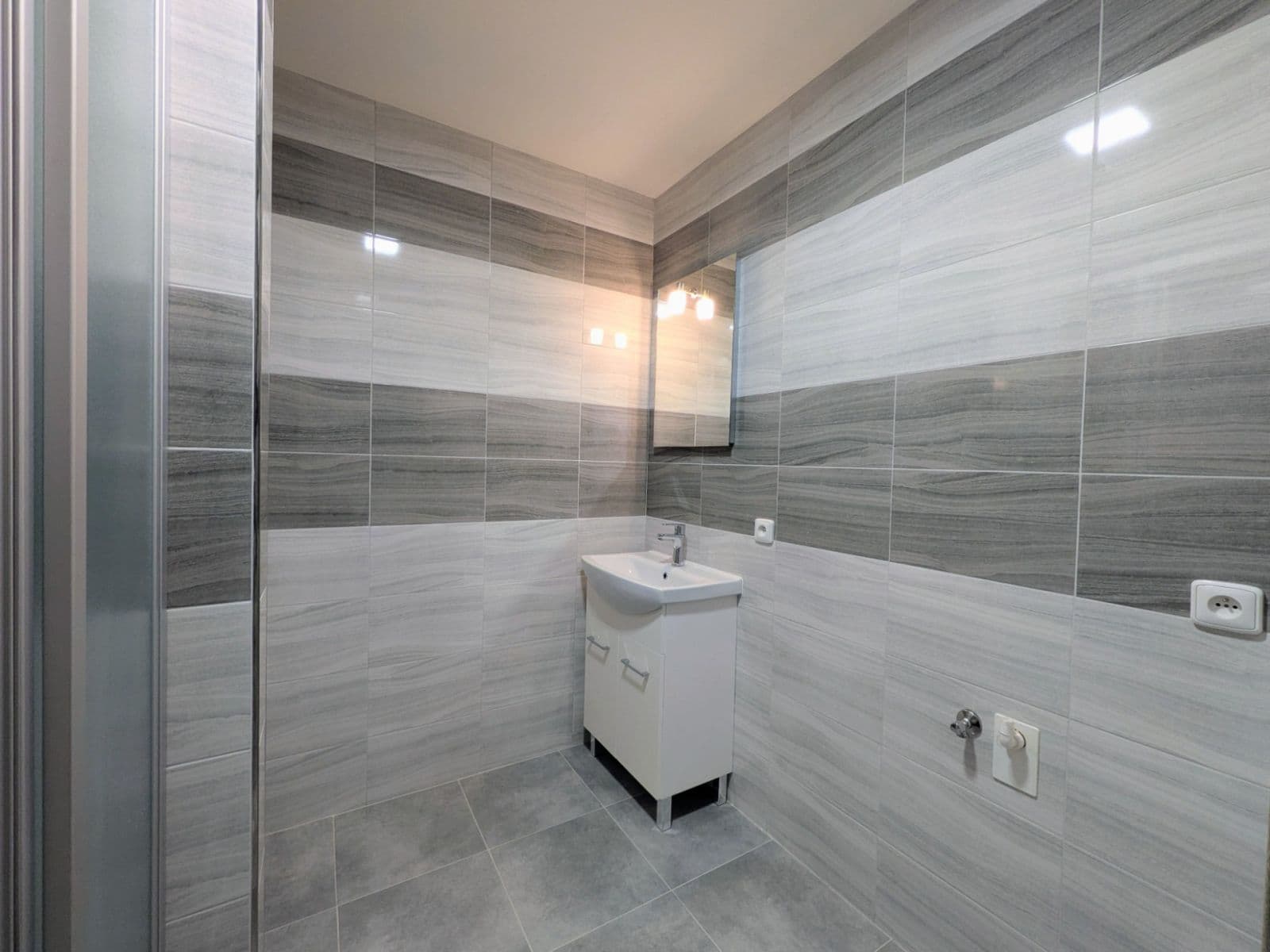 2 bedroom flat for sale, 44 m², Lnářská, Trutnov, Královéhradecký Region 2 bedroom flat for sale, 44 m², Lnářská, Trutnov, Královéhradecký Region