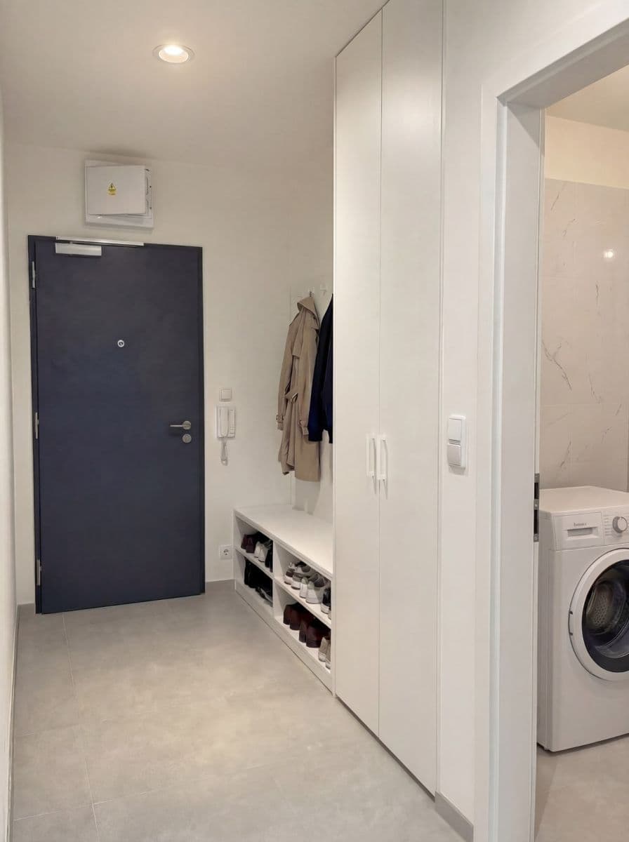 Studio flat to rent, 36 m², Pod Harfou, Prague, Prague Studio flat to rent, 36 m², Pod Harfou, Prague, Prague