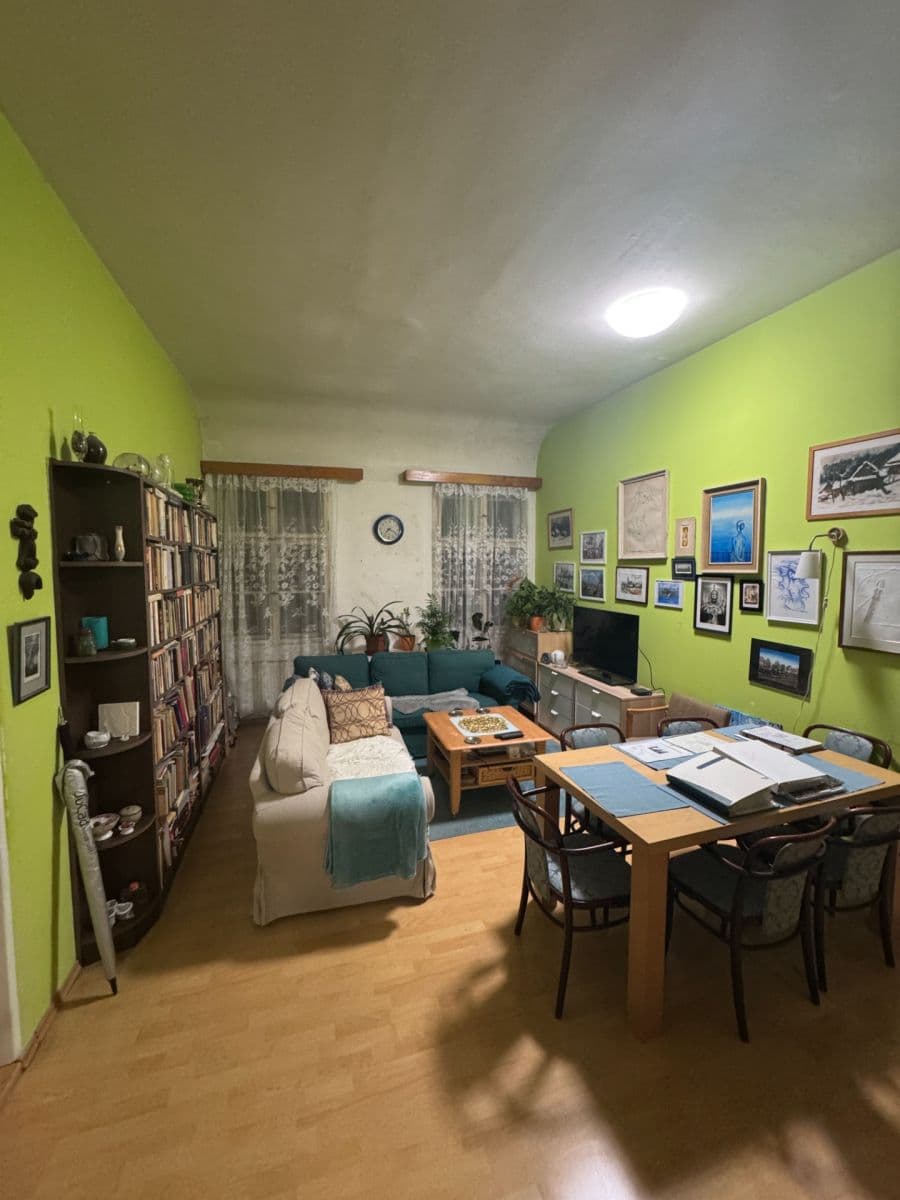 3 bedroom with open-plan kitchen flat for sale, 102 m², U Půjčovny, Prague, Prague 3 bedroom with open-plan kitchen flat for sale, 102 m², U Půjčovny, Prague, Prague