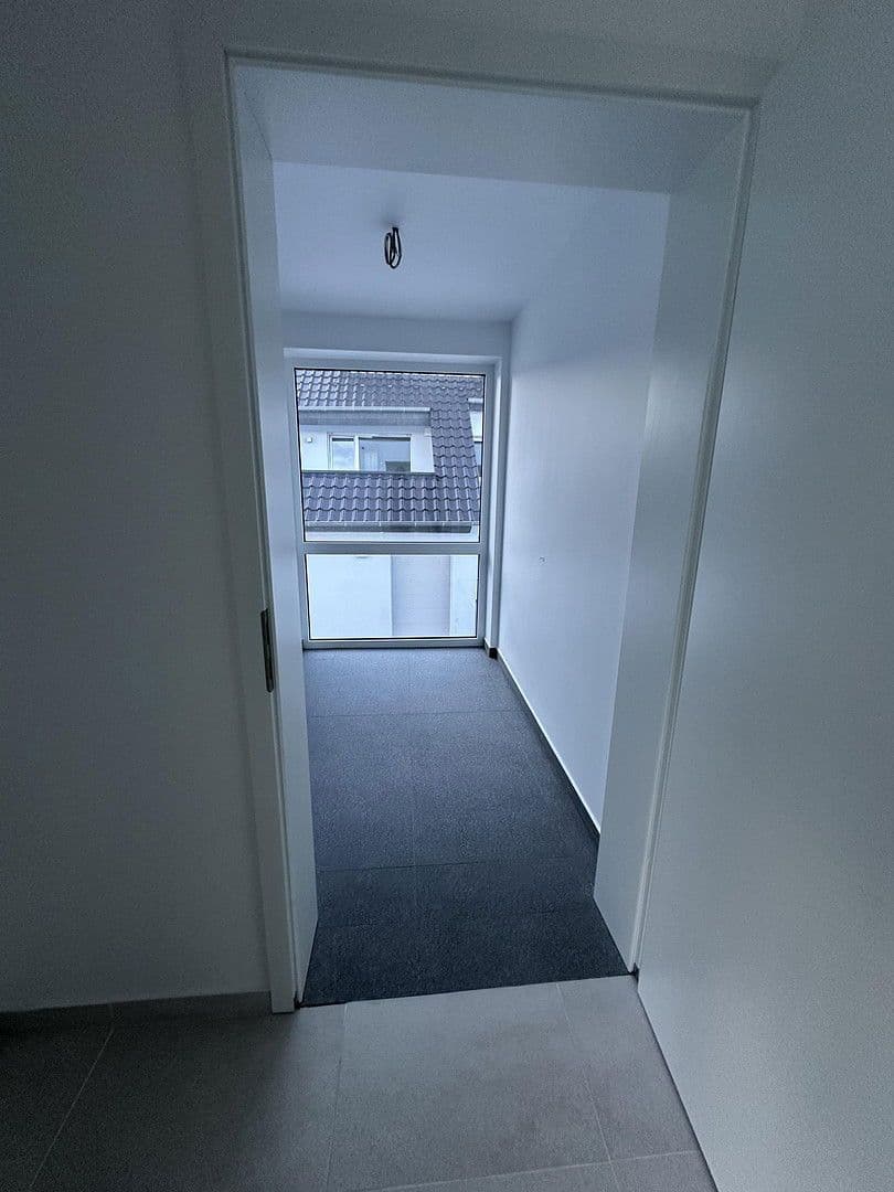 3 bedroom flat to rent, 65 m², Hundert-Morgen-Str. 2B, Kelsterbach, Hesse 3 bedroom flat to rent, 65 m², Hundert-Morgen-Str. 2B, Kelsterbach, Hesse