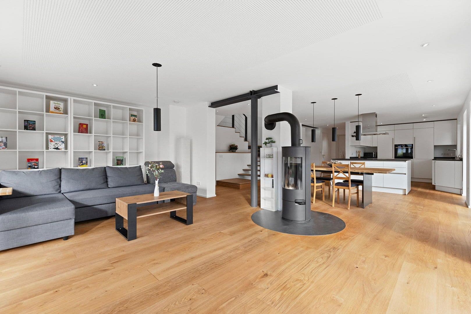 house for sale, 303 m², Bürgermeister-Huber-Straße 21, Loiching, Bavaria house for sale, 303 m², Bürgermeister-Huber-Straße 21, Loiching, Bavaria