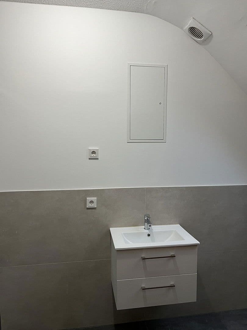 4 bedroom flat for sale, 70 m², Auf der Adt 10, Saarbrücken, Saarland 4 bedroom flat for sale, 70 m², Auf der Adt 10, Saarbrücken, Saarland