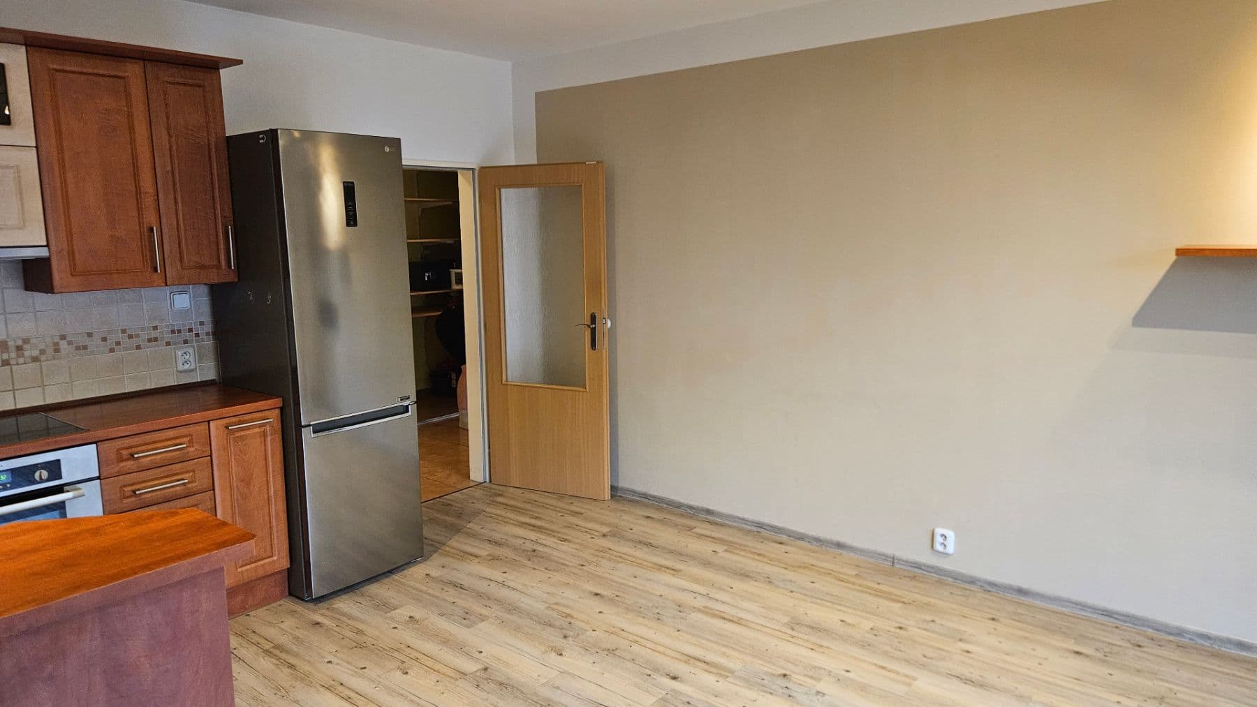 2 bedroom with open-plan kitchen flat to rent, 92 m², Hakenova, Prague, Prague 2 bedroom with open-plan kitchen flat to rent, 92 m², Hakenova, Prague, Prague