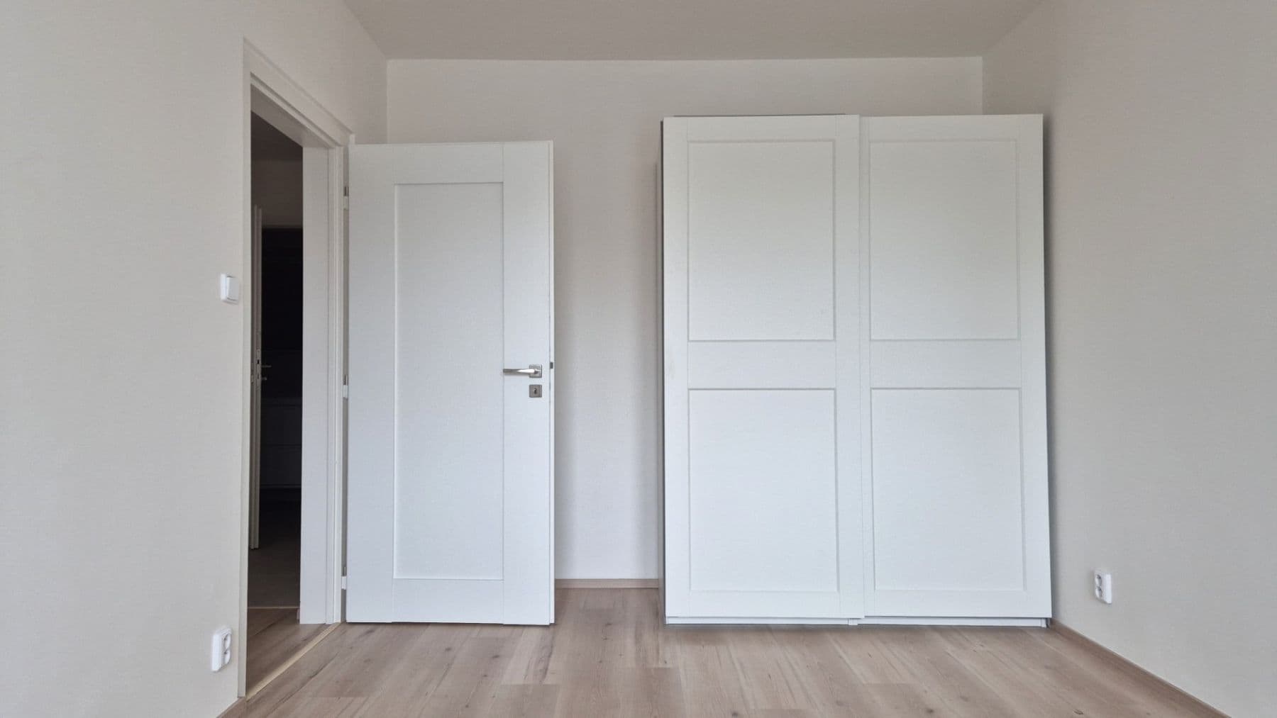 2 bedroom with open-plan kitchen flat to rent, 72 m², K Lesu, Prague, Prague 2 bedroom with open-plan kitchen flat to rent, 72 m², K Lesu, Prague, Prague