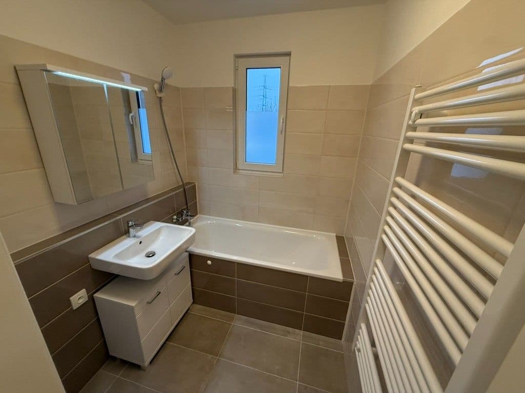 Studio flat to rent, 37 m², Vestecká, Nehvizdy, Středočeský Region Studio flat to rent, 37 m², Vestecká, Nehvizdy, Středočeský Region