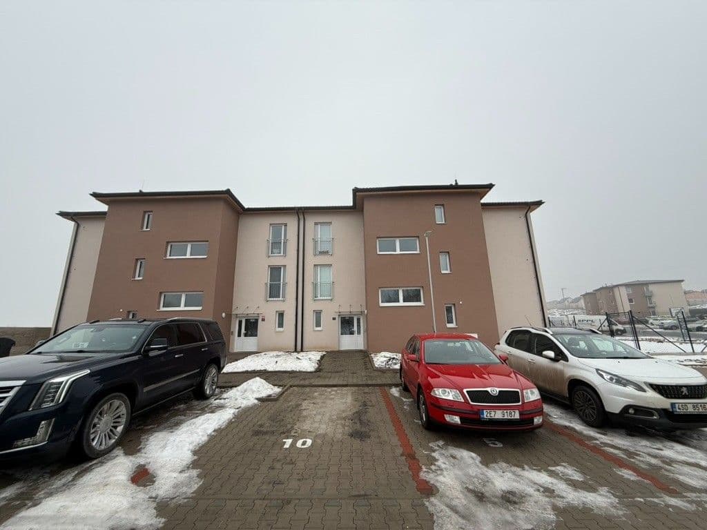 Studio flat to rent, 37 m², Vestecká, Nehvizdy, Středočeský Region Studio flat to rent, 37 m², Vestecká, Nehvizdy, Středočeský Region