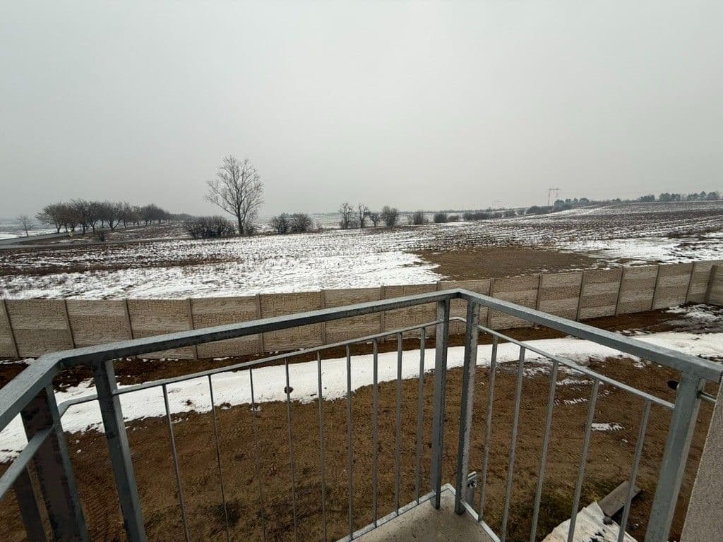 Studio flat to rent, 37 m², Vestecká, Nehvizdy, Středočeský Region Studio flat to rent, 37 m², Vestecká, Nehvizdy, Středočeský Region