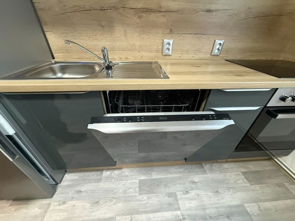 Studio flat to rent, 37 m², Vestecká, Nehvizdy, Středočeský Region Studio flat to rent, 37 m², Vestecká, Nehvizdy, Středočeský Region