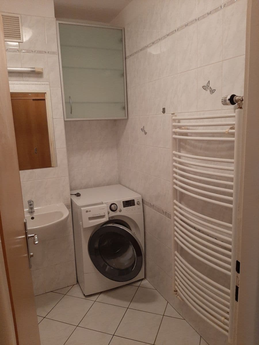 2 bedroom with open-plan kitchen flat for sale, 81 m², Okružní, Žďár nad Sázavou, Vysočina Region 2 bedroom with open-plan kitchen flat for sale, 81 m², Okružní, Žďár nad Sázavou, Vysočina Region