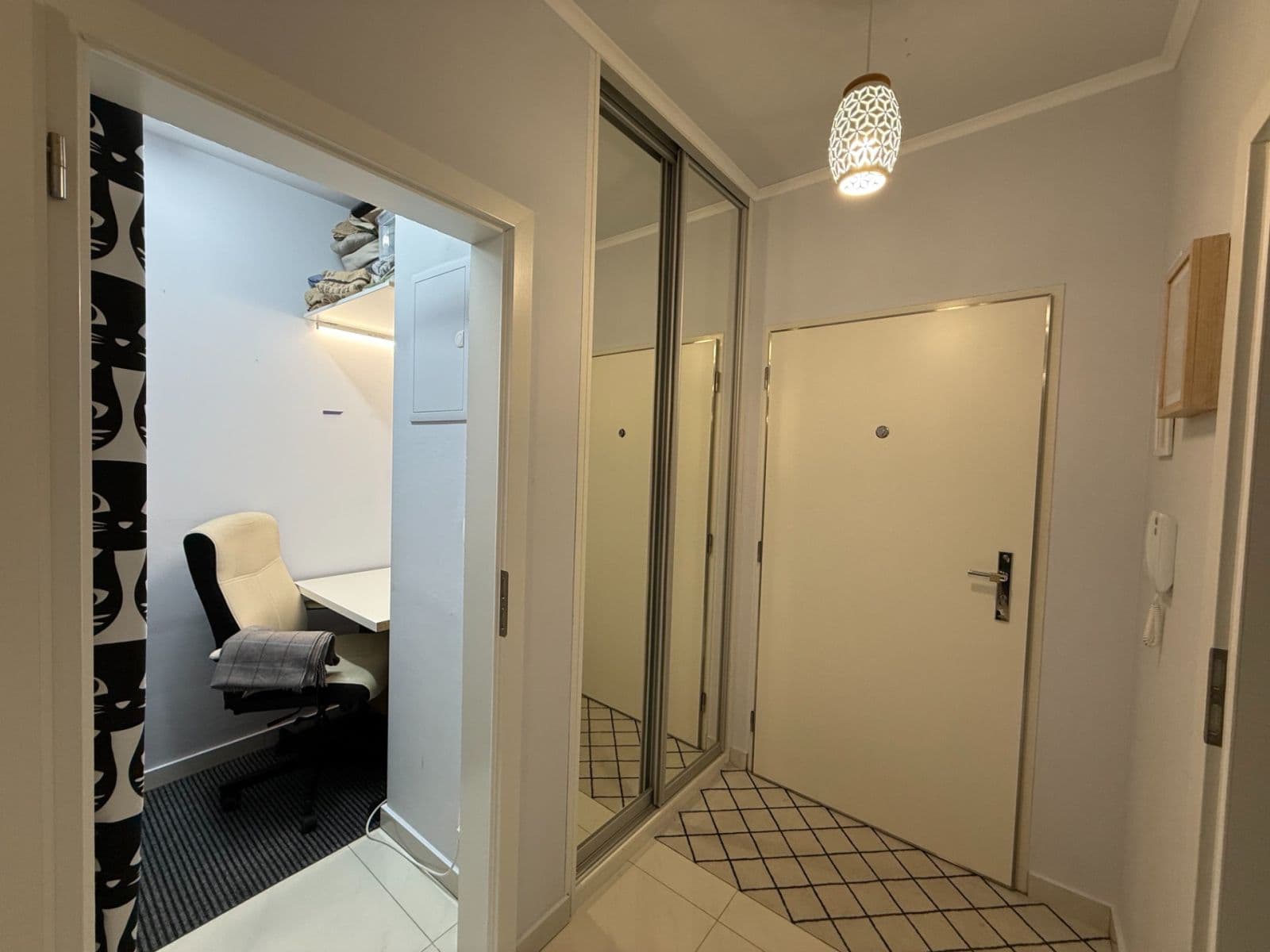 1 bedroom with open-plan kitchen flat to rent, 52 m², Hlučkova, Prague, Prague 1 bedroom with open-plan kitchen flat to rent, 52 m², Hlučkova, Prague, Prague