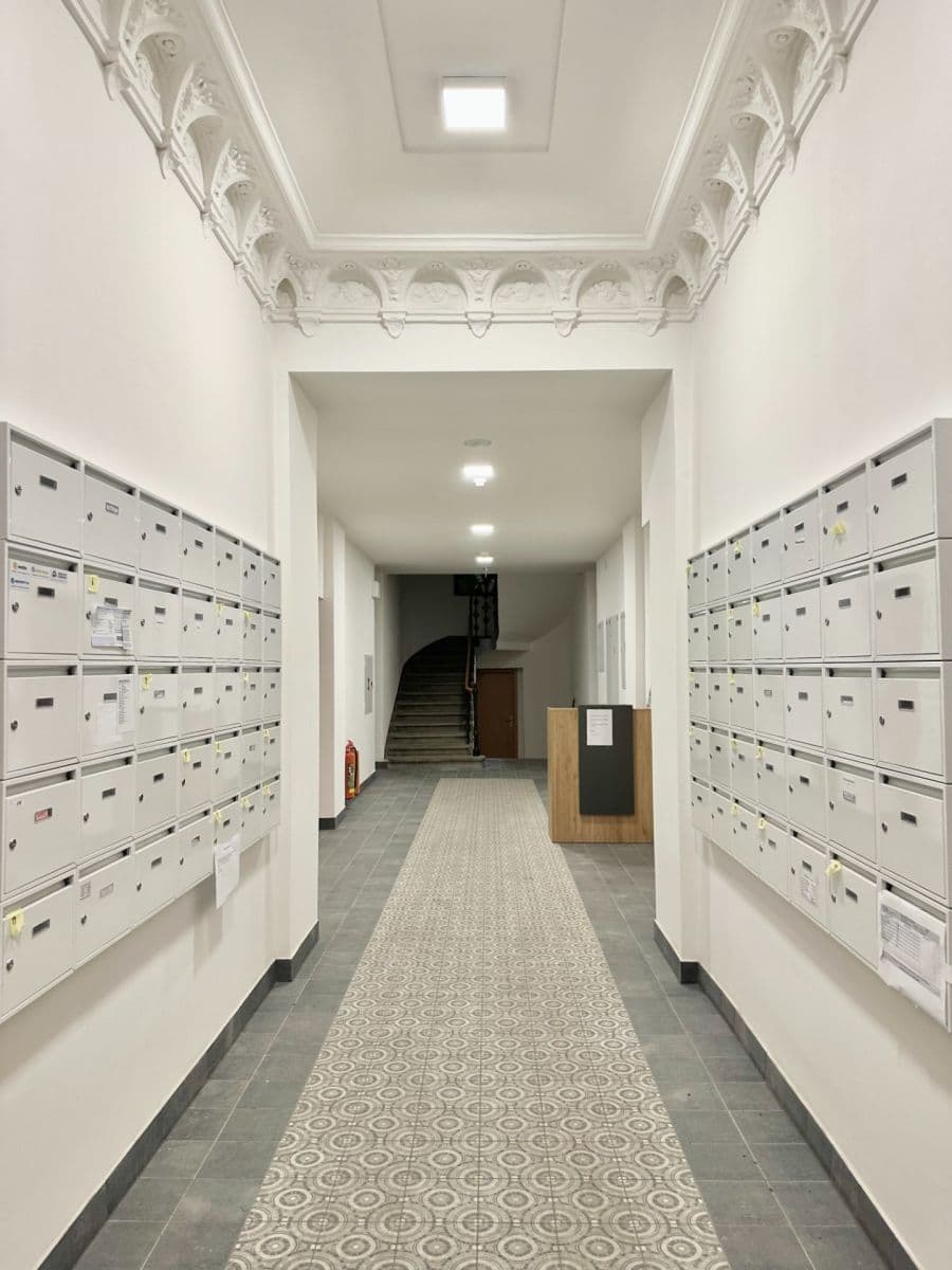 Small studio flat to rent, 19 m², Sokolská, Prague, Prague Small studio flat to rent, 19 m², Sokolská, Prague, Prague