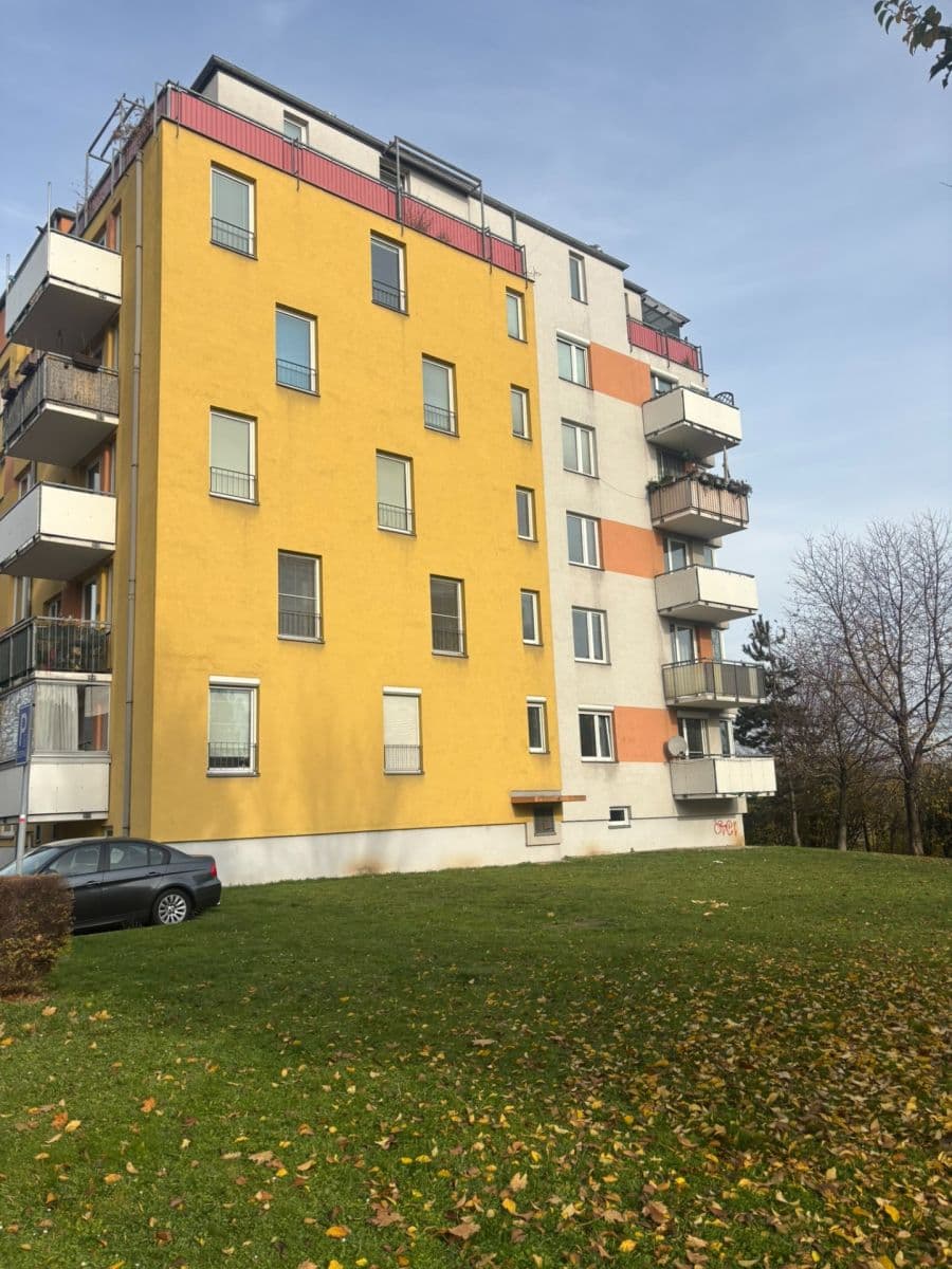 1 bedroom with open-plan kitchen flat to rent, 52 m², Terezínská, Prague, Prague 1 bedroom with open-plan kitchen flat to rent, 52 m², Terezínská, Prague, Prague