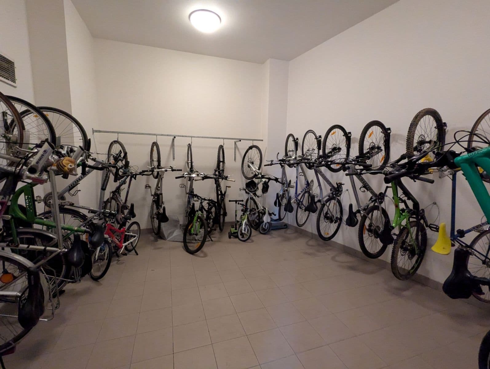 1 bedroom with open-plan kitchen flat to rent, 63 m², Patočkova, Prague, Prague 1 bedroom with open-plan kitchen flat to rent, 63 m², Patočkova, Prague, Prague