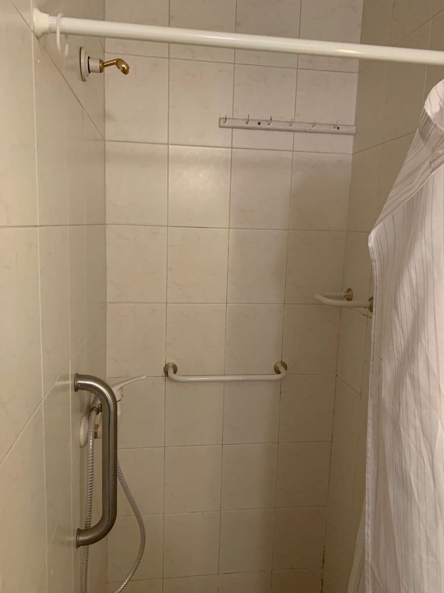 Studio flat to rent, 30 m², Vajdova, Prague, Prague Studio flat to rent, 30 m², Vajdova, Prague, Prague