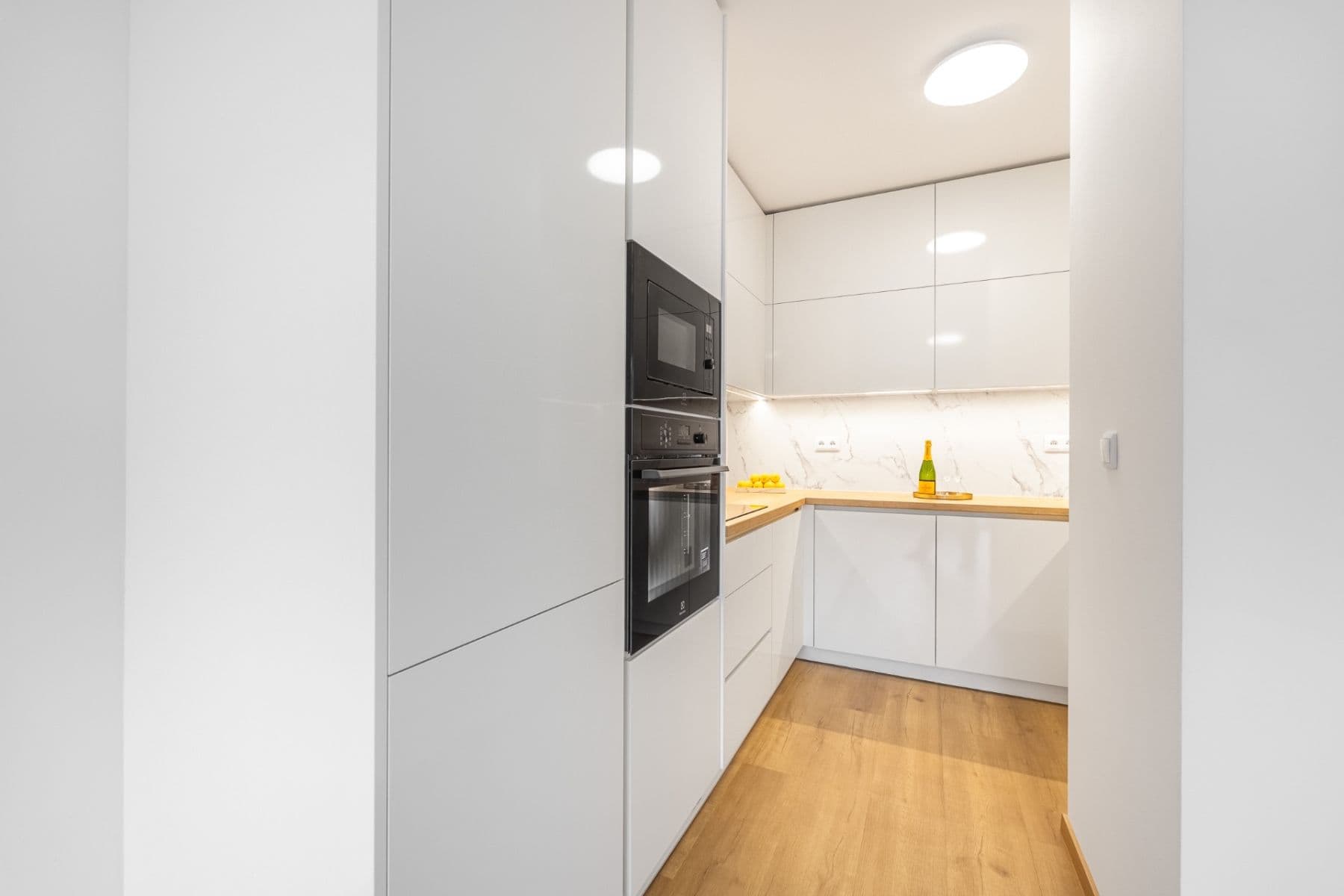 2 bedroom with open-plan kitchen flat for sale, 87 m², Miroslava Hajna, Prague, Prague 2 bedroom with open-plan kitchen flat for sale, 87 m², Miroslava Hajna, Prague, Prague