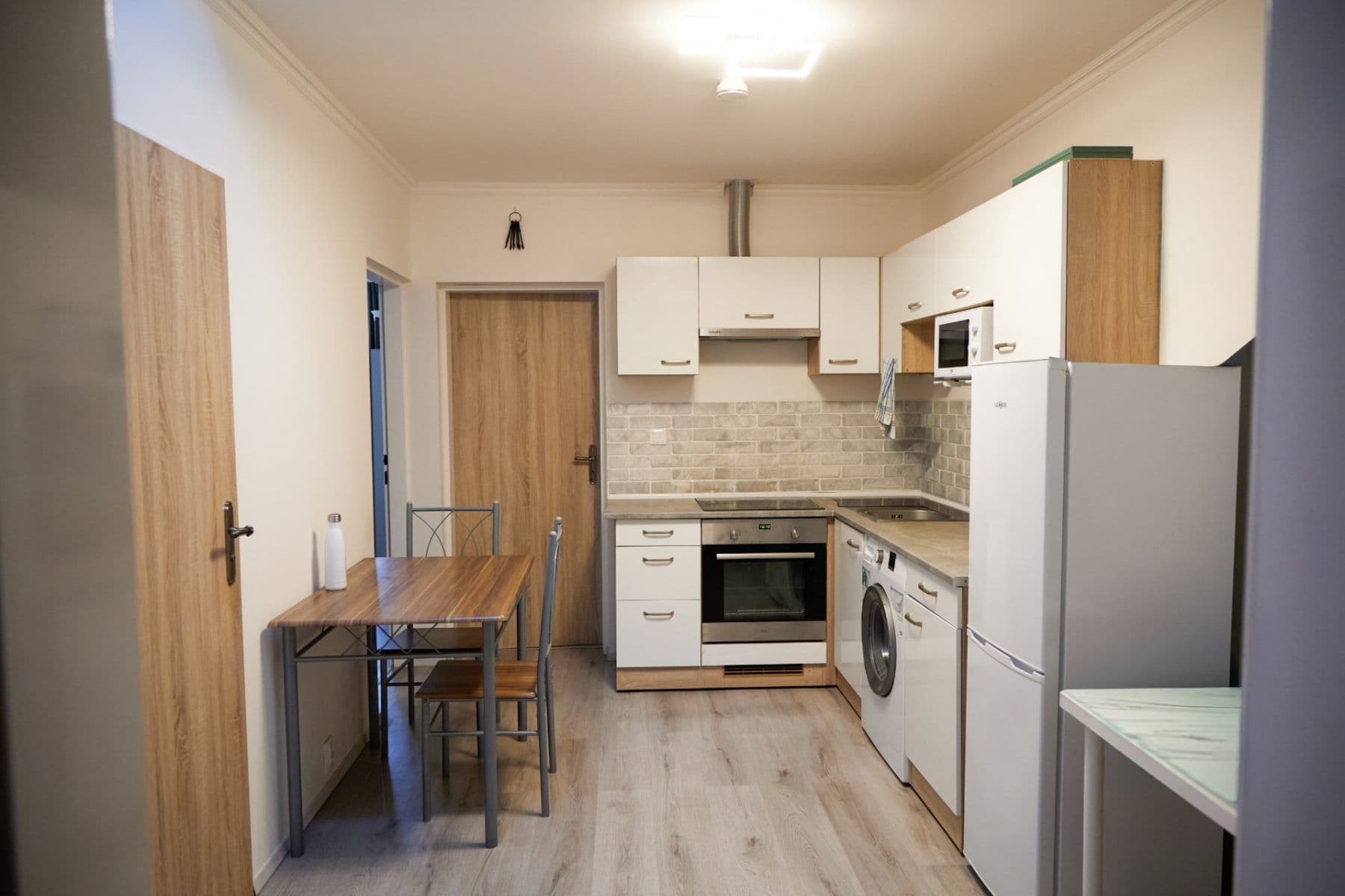 2 bedroom with open-plan kitchen flat to rent, 56 m², Světova, Prague, Prague 2 bedroom with open-plan kitchen flat to rent, 56 m², Světova, Prague, Prague