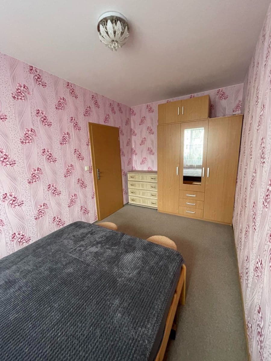 2 bedroom with open-plan kitchen flat for sale, 72 m², Generála Selnera, Kladno, Středočeský Region 2 bedroom with open-plan kitchen flat for sale, 72 m², Generála Selnera, Kladno, Středočeský Region