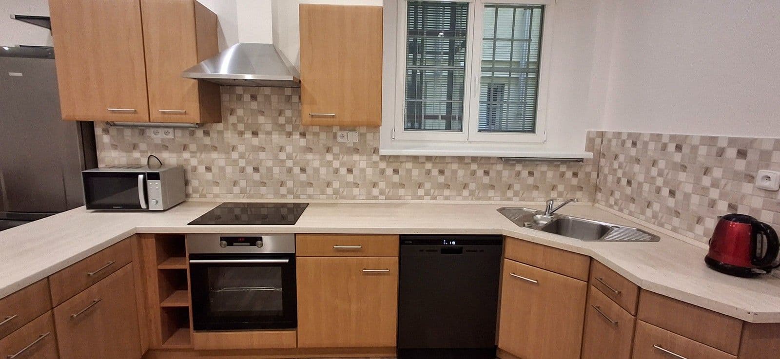 2 bedroom flat to rent, 71 m², Tusarova, Prague, Prague 2 bedroom flat to rent, 71 m², Tusarova, Prague, Prague