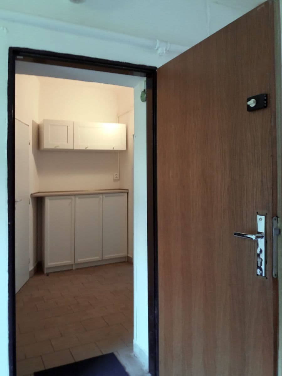 non-residential property to rent, 57 m², Čapkova, Prague, Prague non-residential property to rent, 57 m², Čapkova, Prague, Prague