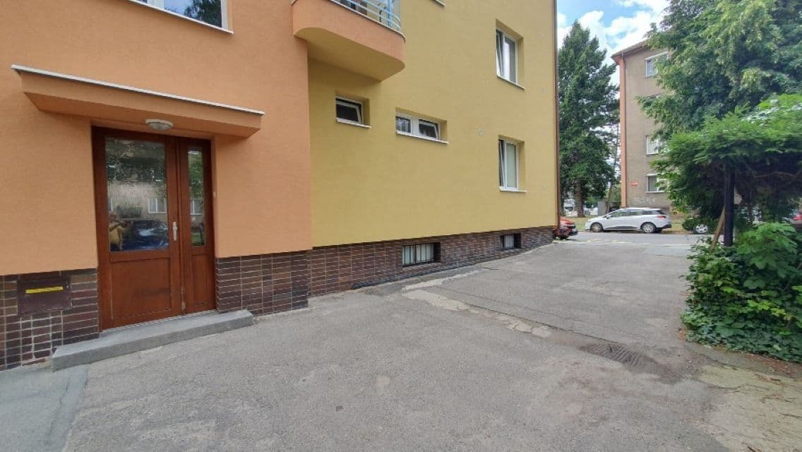2 bedroom with open-plan kitchen flat for sale, 78 m², Dukelských hrdinů, Kolín, Středočeský Region 2 bedroom with open-plan kitchen flat for sale, 78 m², Dukelských hrdinů, Kolín, Středočeský Region