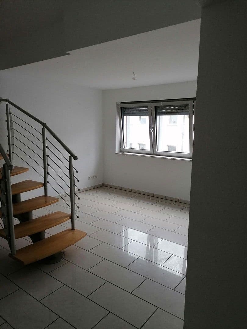 4 bedroom flat to rent, 130 m², Ludweilerstraße 20, Großrosseln, Saarland 4 bedroom flat to rent, 130 m², Ludweilerstraße 20, Großrosseln, Saarland