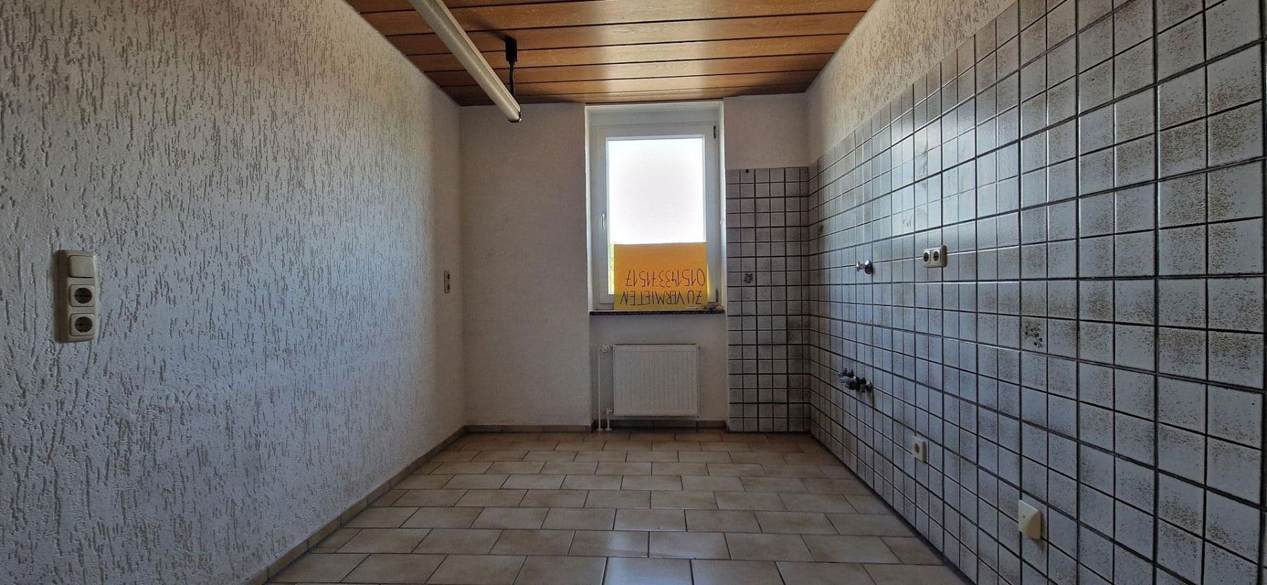 2 bedroom with open-plan kitchen flat to rent, 95 m², Duisburg, North Rhine-Westphalia 2 bedroom with open-plan kitchen flat to rent, 95 m², Duisburg, North Rhine-Westphalia