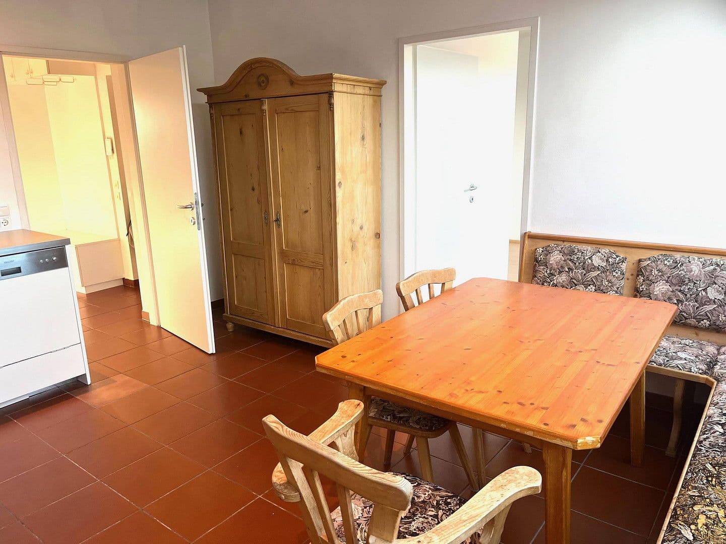 1 bedroom with open-plan kitchen flat for sale, 68 m², Wien, Vienna 1 bedroom with open-plan kitchen flat for sale, 68 m², Wien, Vienna