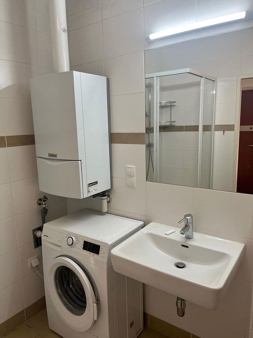 1 bedroom with open-plan kitchen flat for sale, 68 m², Wien, Vienna 1 bedroom with open-plan kitchen flat for sale, 68 m², Wien, Vienna