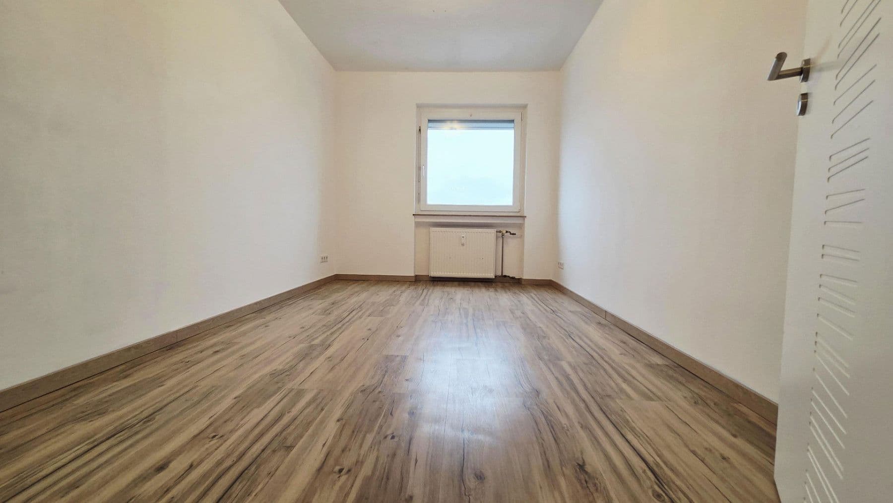 3 bedroom flat for sale, 70 m², Frankenthal, Rhineland-Palatinate 3 bedroom flat for sale, 70 m², Frankenthal, Rhineland-Palatinate