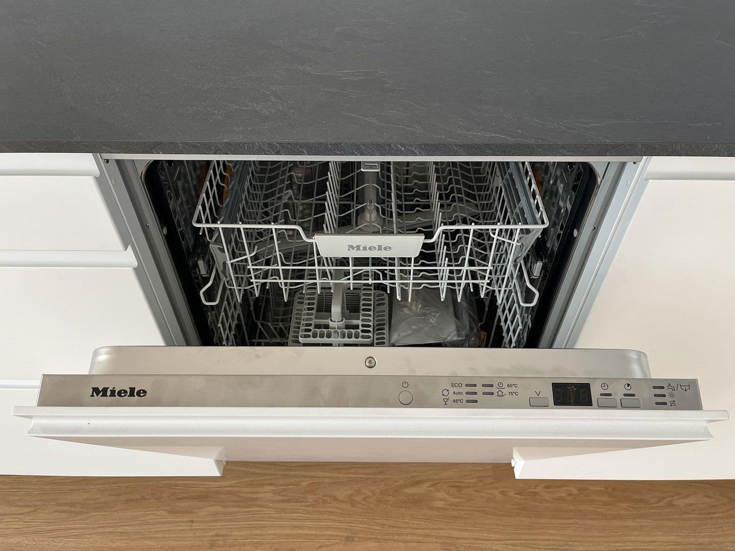 2 bedroom with open-plan kitchen flat to rent, 89 m², Im Schafhof 15, Ostfildern, Baden-Württemberg 2 bedroom with open-plan kitchen flat to rent, 89 m², Im Schafhof 15, Ostfildern, Baden-Württemberg