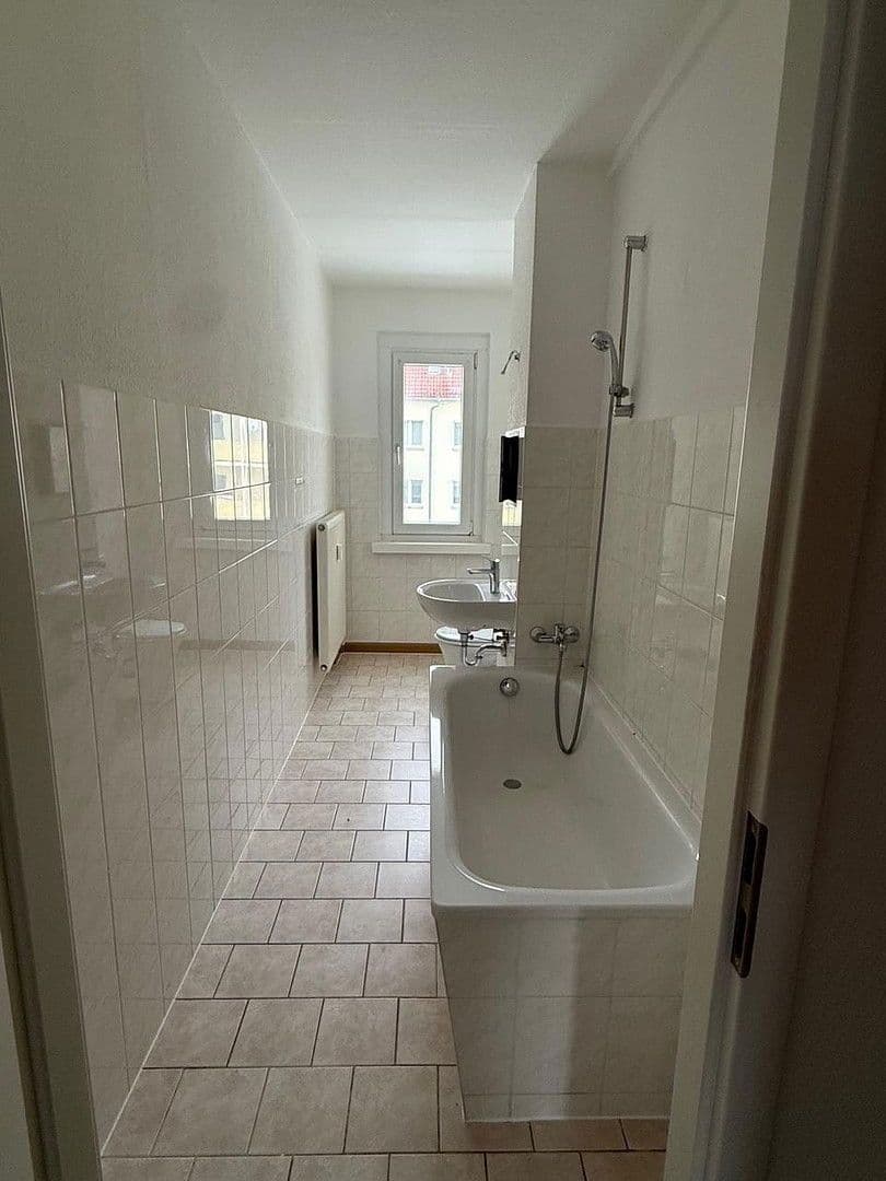 house for sale, 910 m², Gartenstr 7-8, Königshain-Wiederau, Saxony house for sale, 910 m², Gartenstr 7-8, Königshain-Wiederau, Saxony