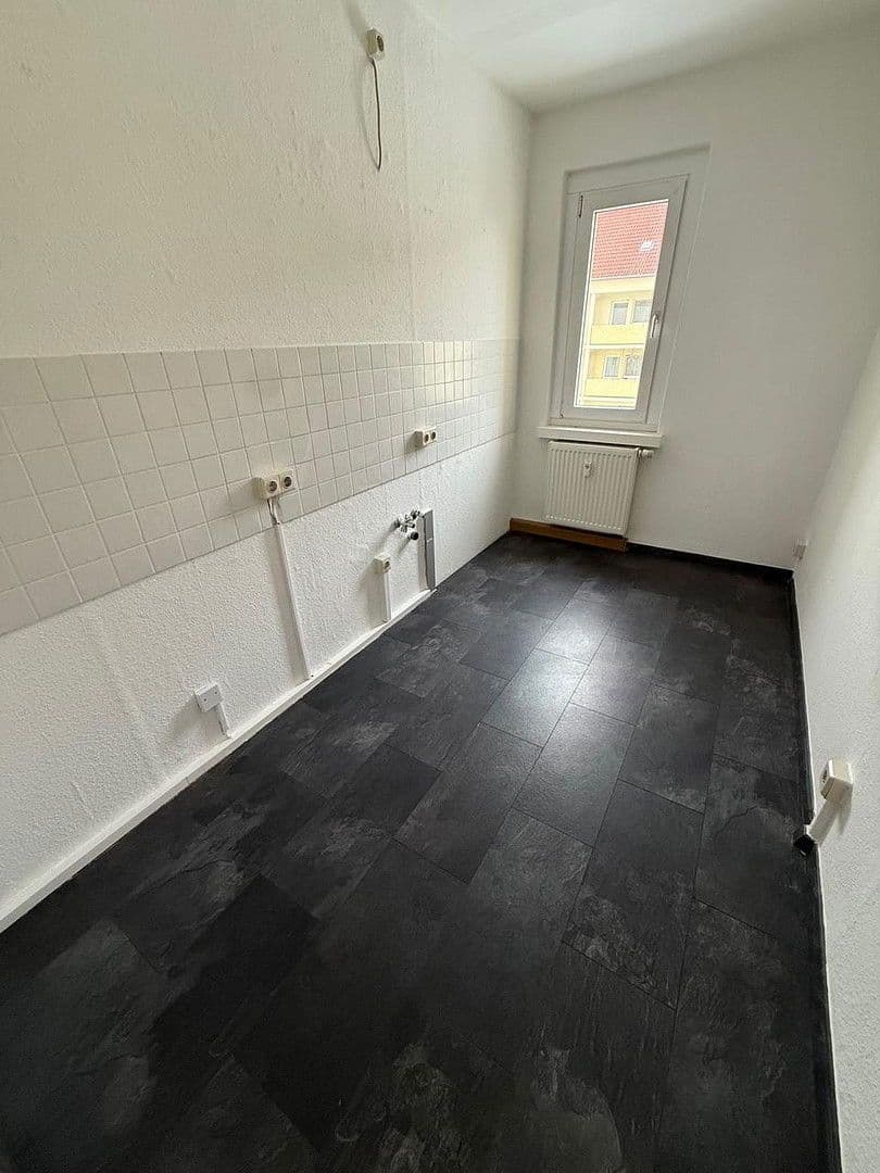 house for sale, 910 m², Gartenstr 7-8, Königshain-Wiederau, Saxony house for sale, 910 m², Gartenstr 7-8, Königshain-Wiederau, Saxony