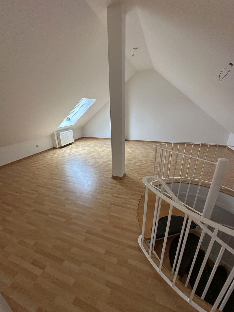 2 bedroom with open-plan kitchen flat to rent, 89 m², Offenbacher Straße, Dietzenbach, Hesse 2 bedroom with open-plan kitchen flat to rent, 89 m², Offenbacher Straße, Dietzenbach, Hesse
