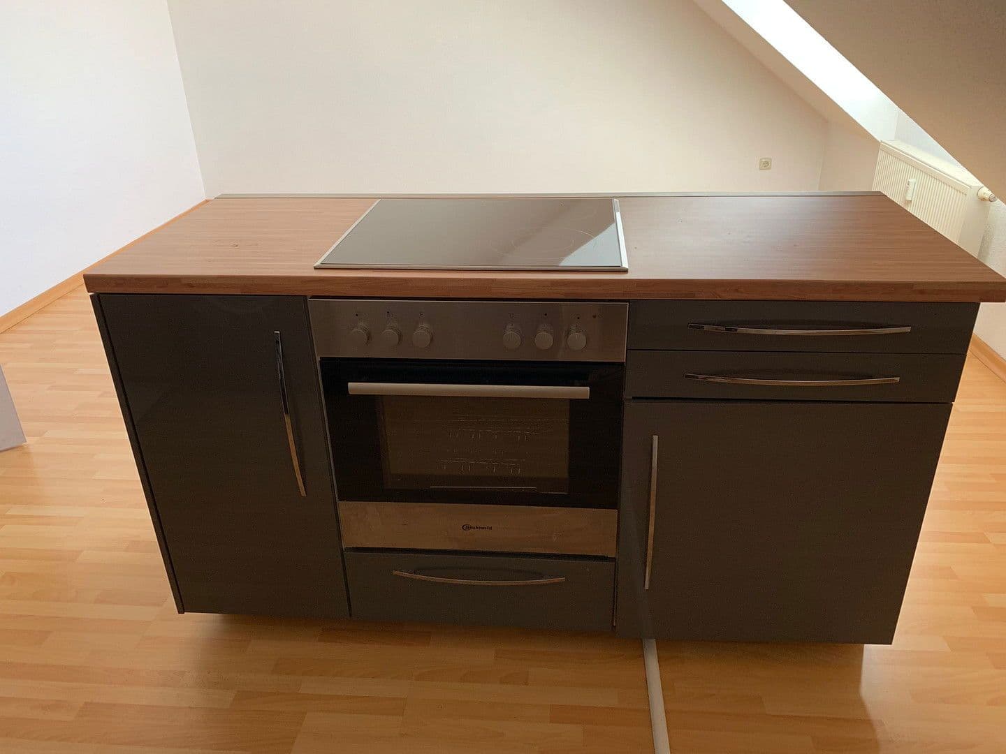 2 bedroom with open-plan kitchen flat to rent, 89 m², Offenbacher Straße, Dietzenbach, Hesse 2 bedroom with open-plan kitchen flat to rent, 89 m², Offenbacher Straße, Dietzenbach, Hesse