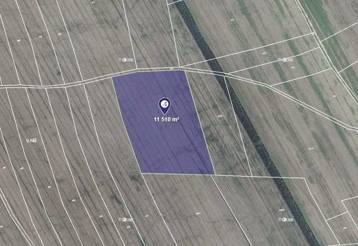 plot for sale, 76,144 m², Střemošice, Pardubický Region plot for sale, 76,144 m², Střemošice, Pardubický Region