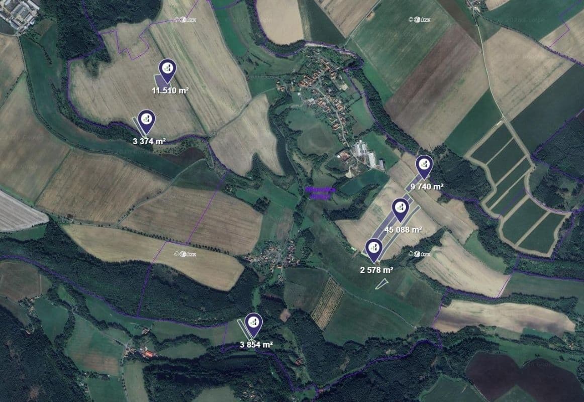 plot for sale, 76,144 m², Střemošice, Pardubický Region plot for sale, 76,144 m², Střemošice, Pardubický Region