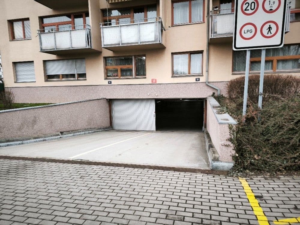 garage to rent, 15 m², Štěpařská, Prague, Prague garage to rent, 15 m², Štěpařská, Prague, Prague